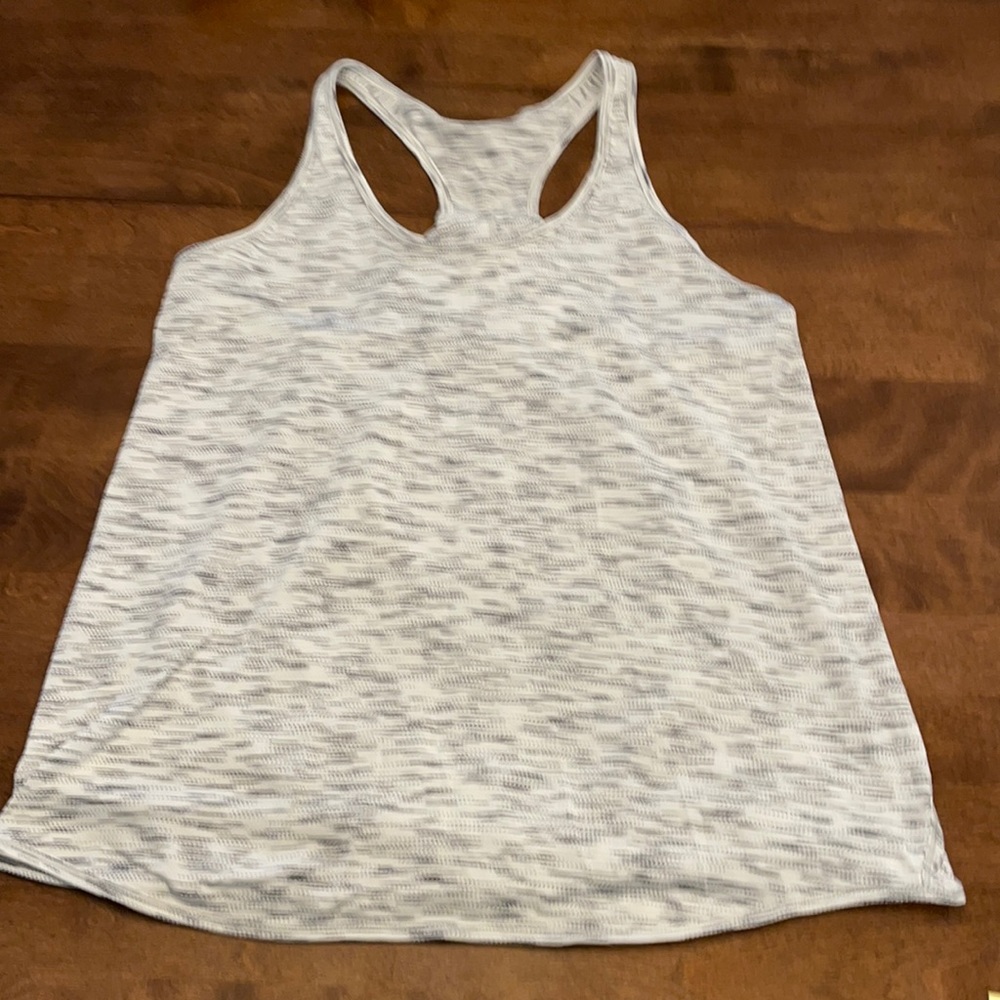Lululemon grey tank